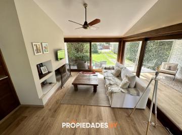 Foto1 · Chalet Totalmente Remodelado en Excelente Ubicación