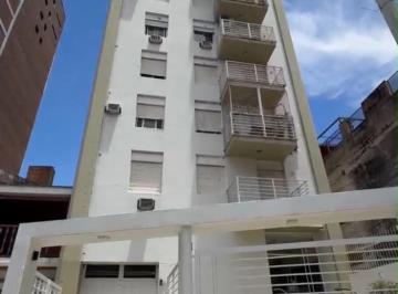 Departamento · 90m² · 4 Ambientes · 1 Cochera · Departamento 3 Dorm. en Excelente Ubicacion