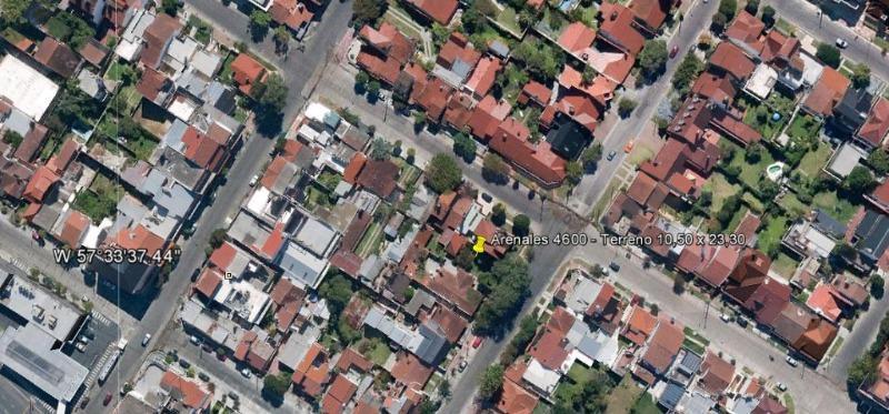 Lote de 10,40 x 22,50 con construcción de 60m² — San Carlos
