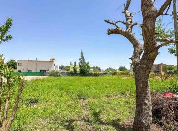 Terreno , La Plata · Venta de Lote en Calle 12 Entre 651 y 652 de Parque Sicardi