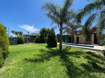Casa · 104m² · 3 Ambientes · Casa en El Molino Roldán Rafaga 300 Excelente