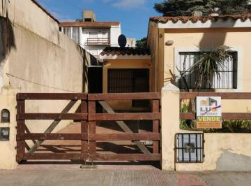 PH de 3 ambientes, San Bernardo · Casa en PH de 3 Amb. en P°b° con Gas Natural a 200 m del Mar