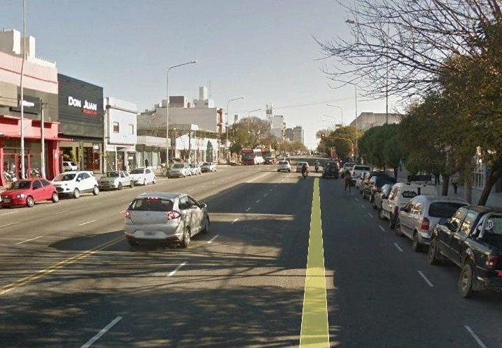 Local comercial · 800m²