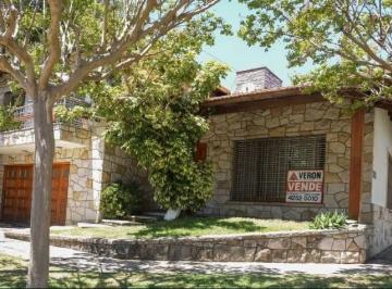 Casa de 4 ambientes, Quilmes · Apto Crédito Casa Dúplex en Venta - 4 Amb | Barrio Parque Calchaquí.