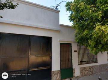 Casa de 3 ambientes, San Fernando · Casa 3 Ambientes con Garage. Las Heras N° 1677, San Fernando.