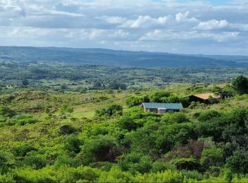 Quinta vacacional · 160m² · 1 Ambiente · 1 Cochera · Chacra en Venta 5 Ha 2 Casas, Las Cañas, Vistas Increibles
