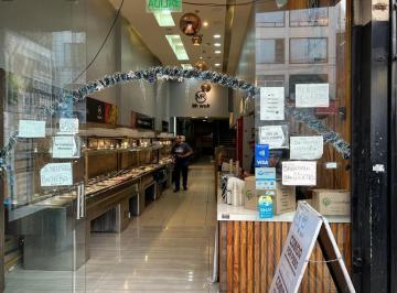 Local comercial · 450m² · 4 Ambientes · Local - Once