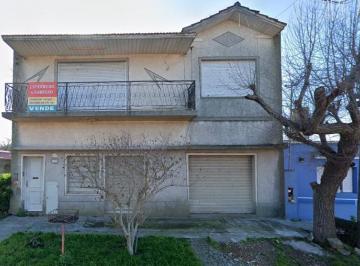 Casa · 283m² · 5 Ambientes · Oportunidad Para Inversores. Local con Dos Viviendas en Block
