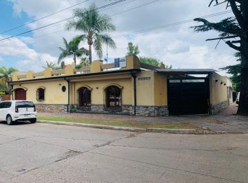 Casa de 6 ambientes, Quilmes · Chalet Tipo Colonial. B° Los Cedros. Quilmes