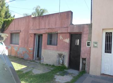 Casa de 3 ambientes, La Plata · Oportunidad Casa en PH Al Frente a Reciclar -