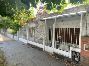 Casa · 100m² · 3 Ambientes · 1 Cochera · Casa en Temperley Este