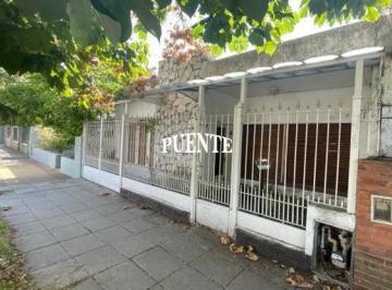 Casa · 100m² · 3 Ambientes · 1 Cochera · Casa en Temperley Este
