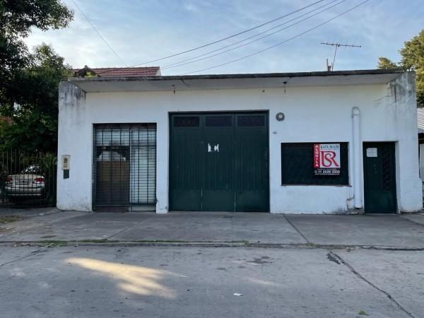 Bodega-Galpón · 350m²