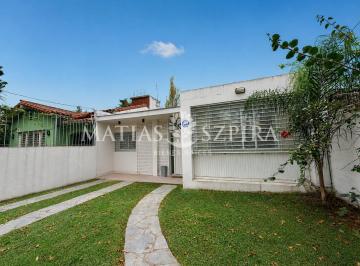 Casa · 70m² · 3 Ambientes · 1 Cochera · Casa Americana en El Centro de Ituzaingò