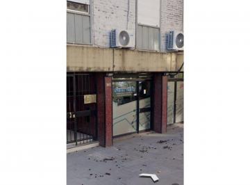 Local comercial · 58m² · San Martin 1858 Local