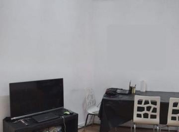 Departamento de 2 ambientes, La Matanza · Departamento de 2 Ambientes Al Frente en Haedo, 4 Cuadras de Av Rivadavia