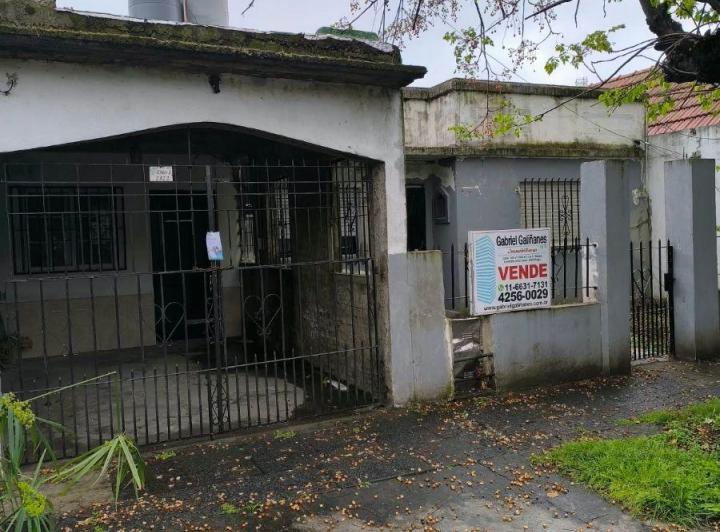 Casa · 95m² · 5 Ambientes · 1 Cochera