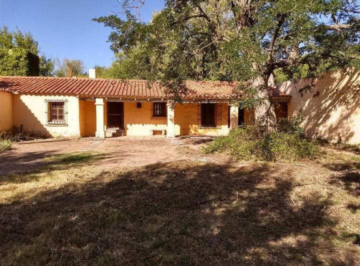 Casa · 400m² · 4 Dormitorios