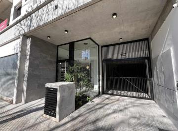 Imagen 1 - Amplio local comercial a estrenar, a metros de un distinguido colegio de la ciudad. Posibilidad coch - · Amplio Local Comercial a Estrenar, a m de un Distinguido Colegio de La Ciudad. Posibilidad Coch