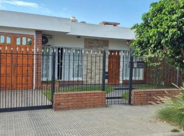 Casa de 8 ambientes, Córdoba · Vendo Casa 3 Dorm. Barrio Ayacucho