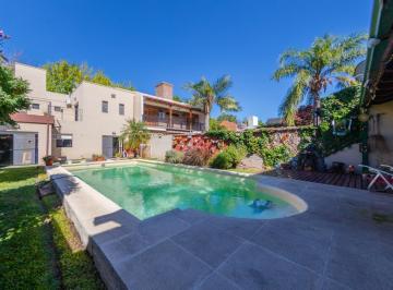 Casa · 188m² · 5 Ambientes · 2 Cocheras · Venta Casa 2 Dorm. - Jardín - Quincho - Pileta - Cochera Doble - G. Baigorria