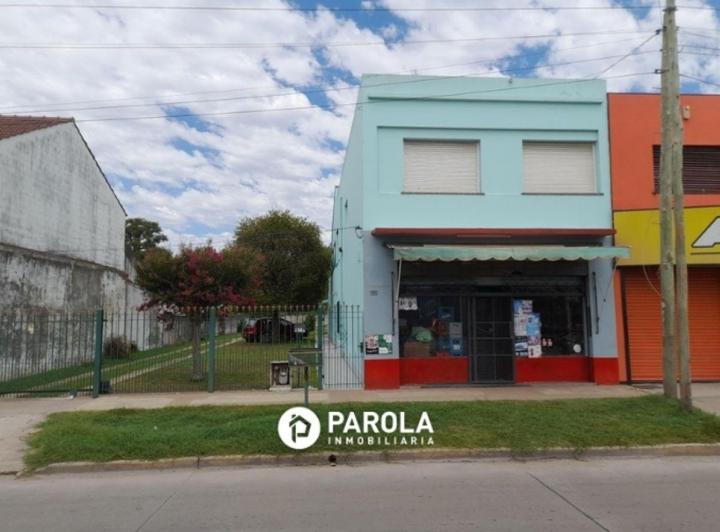 Local comercial · 270m² · 6 Ambientes · 5 Cocheras