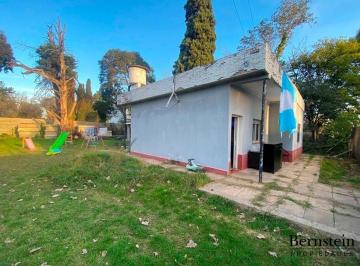 Casa · 50m² · 2 Ambientes · 2 Cocheras · Casa a Reparar: Udaondo: 2 Amb: 300 m²