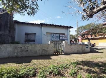 Casa · 70m² · 3 Ambientes · Casa en 3 Am. a Reciclar