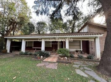 TAV-TAV-6724_2 · Venta Casa 5 Amb. Parque y Pileta, Parque Leloir, Ituzaingo