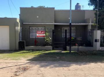 Casa de 4 ambientes, Luján · Casa en Barrio Zapiola, Luján (B. A)