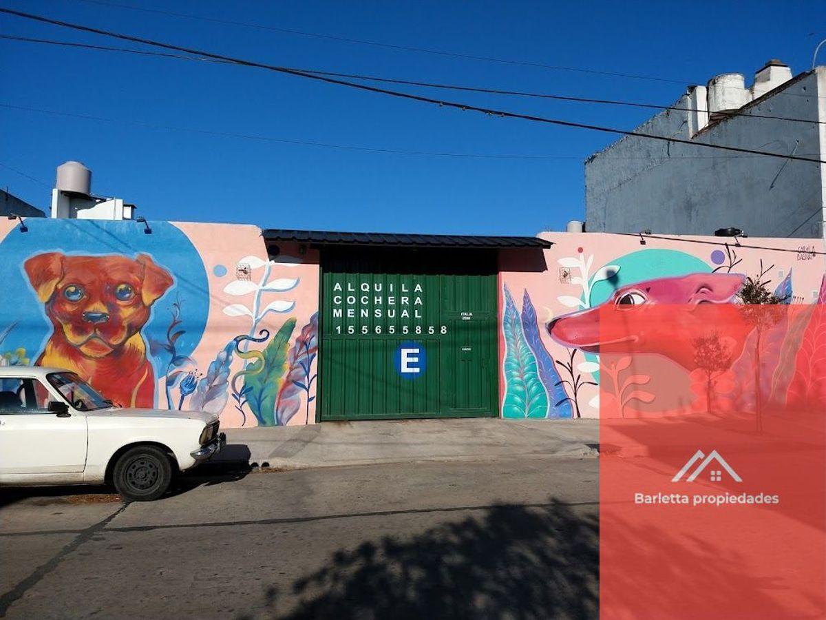 Excelente lote en muy buena zona, posee 17.32 de frente por 34.64 de fondo