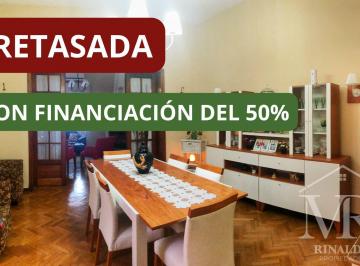 Casa de 5 ambientes, Liniers · Retasado - con Financiación - Casa con Patio y Pileta - 5 Ambientes - Liniers