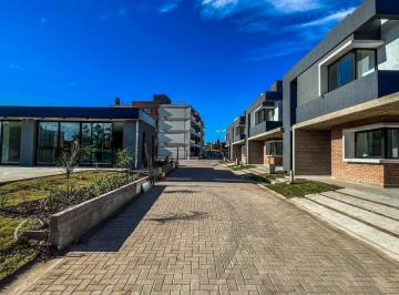 Departamento · 82m² · 2 Ambientes · Dpto a Estrenar 2 Dorm - Seguridad 24 Hs - Pileta - Quincho