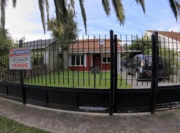 Casa Venta 430m² de 4 ambientes · Chalet 4 Ambientes, Desarrollado en Planta Baja.
