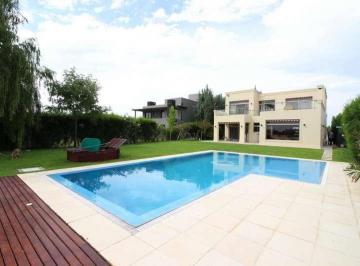Casa · 286m² · 4 Ambientes · 1 Cochera · Casa de 4 Ambientes con Salida a La Laguna en Club de Campo Santa Rita. Canning - San Vicente.