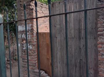 Terreno · 200m² · Terreno con Mejoras en Ituzaingó