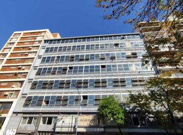Edificio · 6000m² · Edificio Comercial Sobre Av Jujuy 141 - 6000 m²