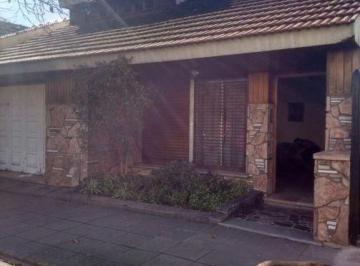 Casa de 5 ambientes, Lomas de Zamora · Díaz Vélez 348 - Toma Propiedad - Lomas de Zamora