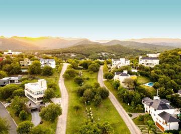 Terreno , Mendiolaza · Máxima Privacidad | Imponente Lote de 1.594 m² en Estancia Q2