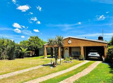 KNK-KNK-3938_2 · Oportunidad Venta Casa de 4 Ambientes en Paso del Rey Moreno