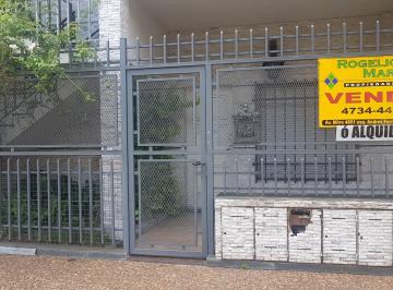 Casa de 4 ambientes, La Matanza · Casa de 4 Amb en Planta Baja Al Frente con Jardín y Cochera Cubierta Al Fondo!