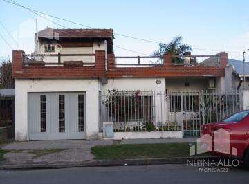 Casa · 166m² · 5 Ambientes · 2 Cocheras · Venta Casa Americana 5 Ambientes Villa Tesei