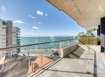 Departamento · 54m² · 2 Ambientes · 1 Cochera · Departamento - Playa Chica