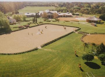 Terreno · 710m² · 1 Ambiente · 1 Cochera · Terreno Country Mar del Plata