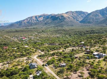 Terreno · 896m² · Lote. | Calle Publica
