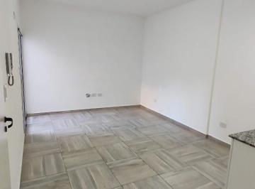 Departamento · 21m² · 1 Ambiente · Excelente Depto 1 Amb C/ Pequeño Patio!