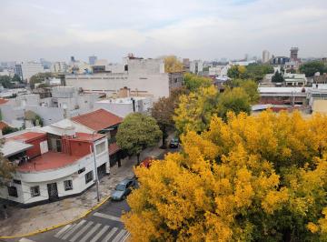 Departamento de 2 ambientes, Villa Santa Rita · Dpto 2 Amb 5º Piso a La Calle Luminoso