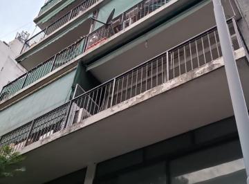 Departamento de 2 ambientes, Monserrat · Alquiler Departamento 2 Ambientes Al Frente con Balcon