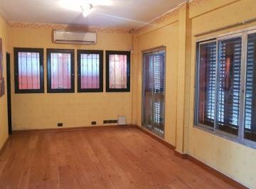 Casa de 7 ambientes, Tres de Febrero · 2 Casas en Block, Sobre Lote Propio - Ideal 2 Familias -!