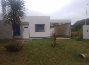 Casa · 85m² · 2 Dormitorios · 1 Cochera · Casa a Terminar en El Barrio Los Acantilados
